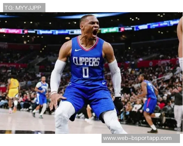 威少在泰伦卢马龙克里斯蒂指导下重拾自我风采仅差一个助词的转变